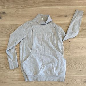 Seraphine Maternity nursing sweatshirt